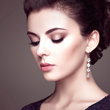 &nbsp;&nbsp;&nbsp;&nbsp;&nbsp;&nbsp;&nbsp;&nbsp;&nbsp;&nbsp; Maquillaje social&nbsp;